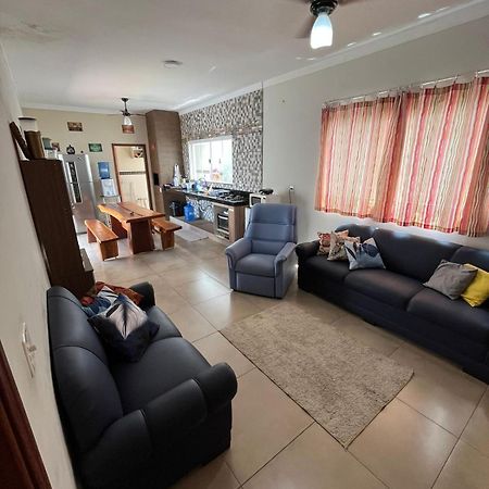 Vila Casa Temporada Vitor Gil Olímpia Exteriér fotografie